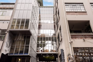 33-35/5 Eva Street